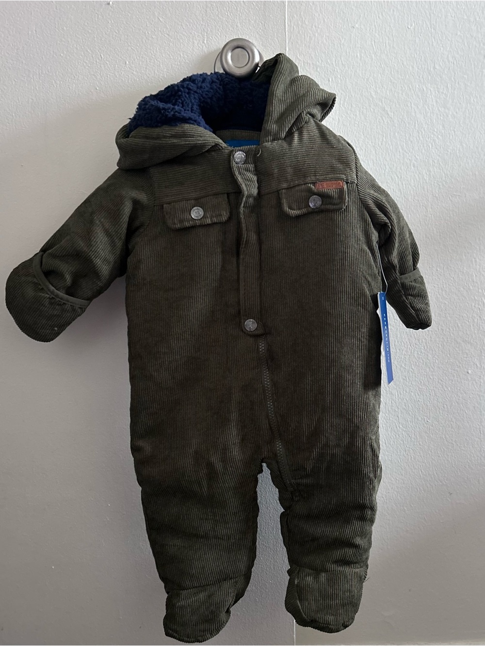 NWT Perry Ellis Snow Suit